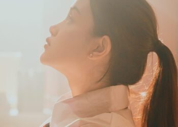 Artwork Prinsa Mandagie - Kembali ke Aku