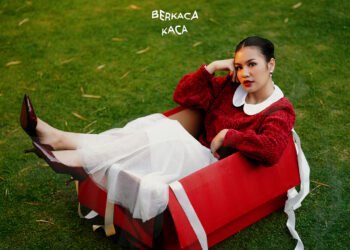 Artwork Vanessa Zee - Berkaca-kaca