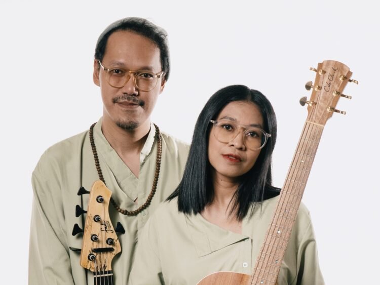 Endah N Rhesa - Merelakanmu